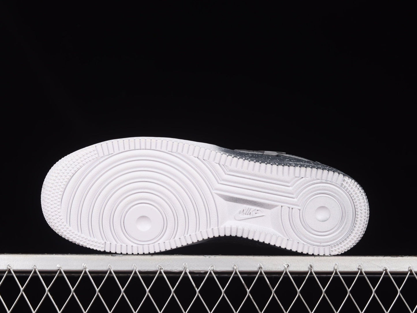 AF1 x 'White Chrome Hearts' - Доставка 14 - 20 работни дни