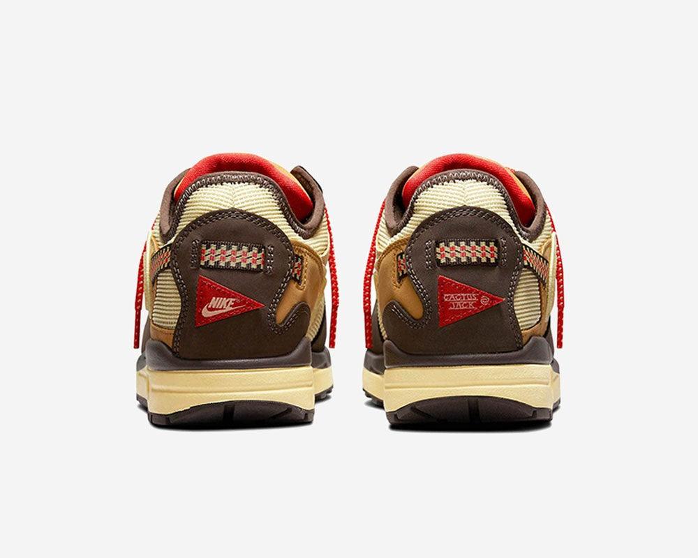 AM 1 x TS ‘Baroque Brown’ - Доставка до 7 дни