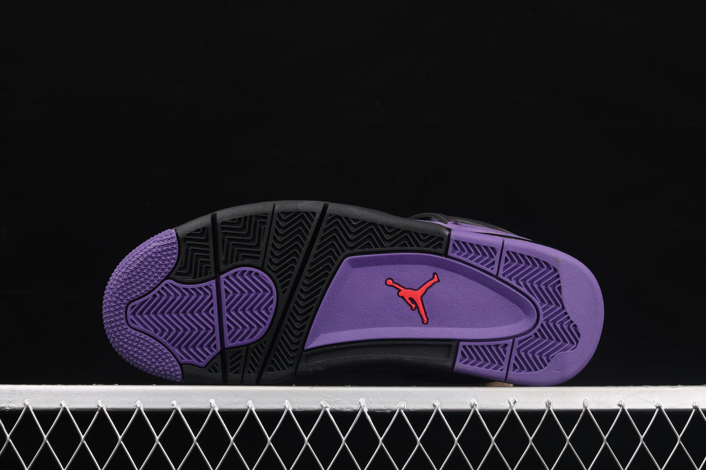 J4 x TS "Friends and Family" - Доставка за 1 работен ден! - Kicks INC.