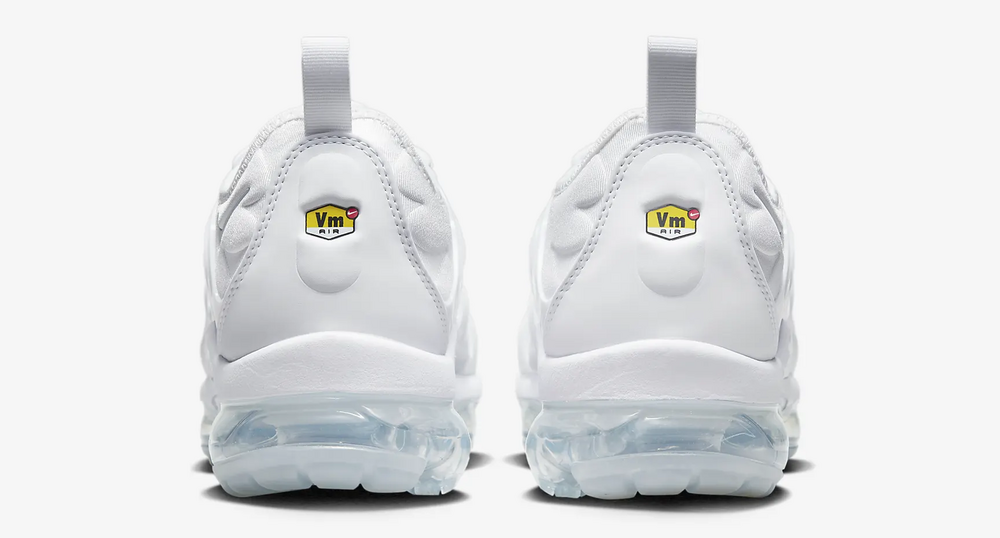 VAPORMAX PLUS WHITE