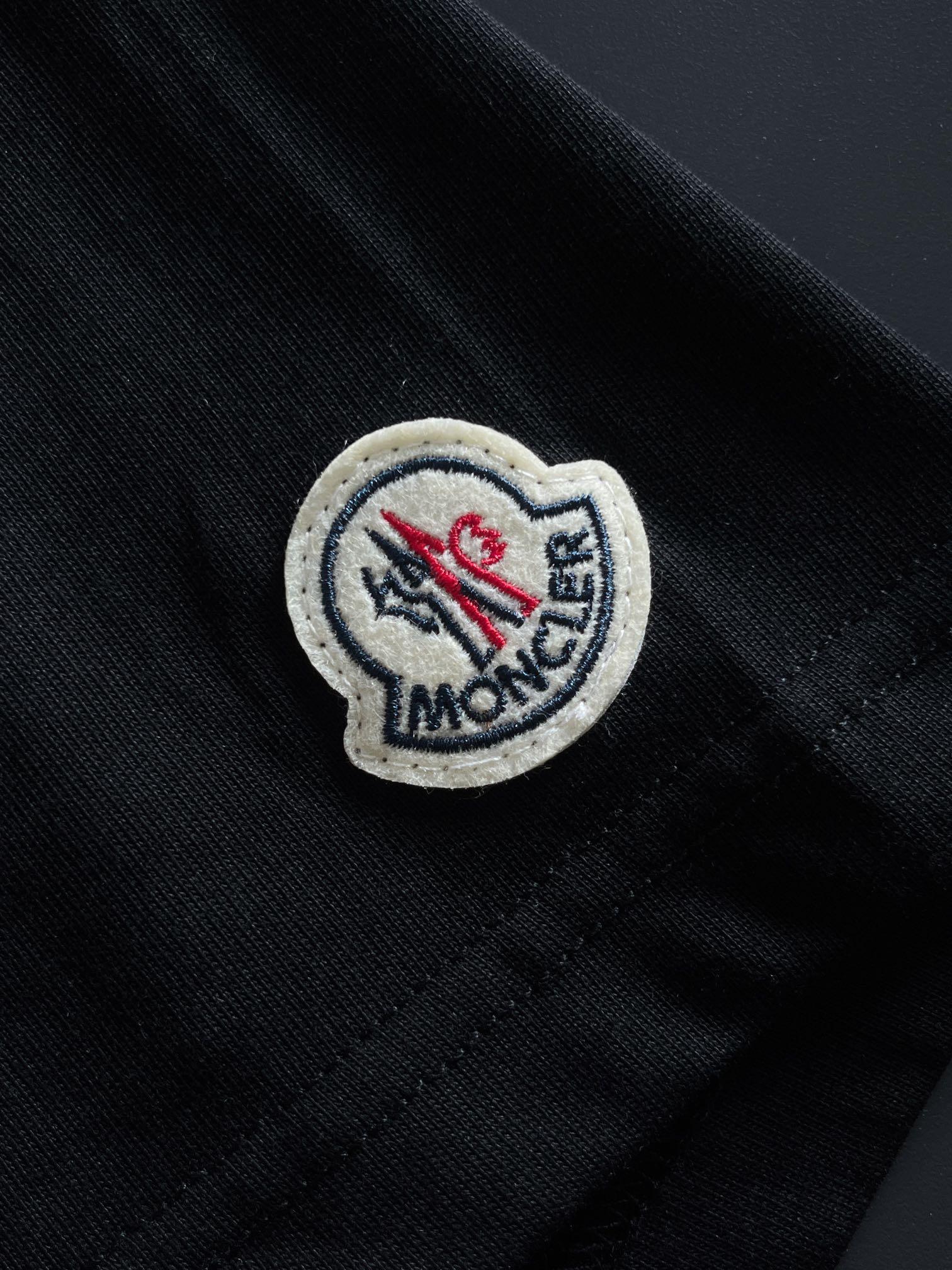 Moncler Space Black - Доставка 14 - 20 работни дни