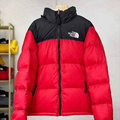 The North Face Nuptse Red - Доставка 14 - 20 работни дни