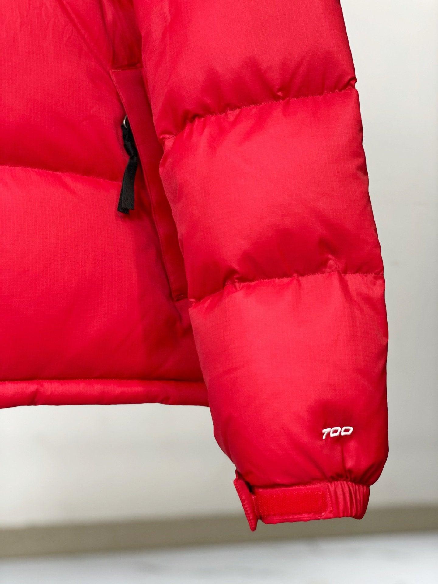 The North Face Nuptse Red - Доставка 14 - 20 работни дни